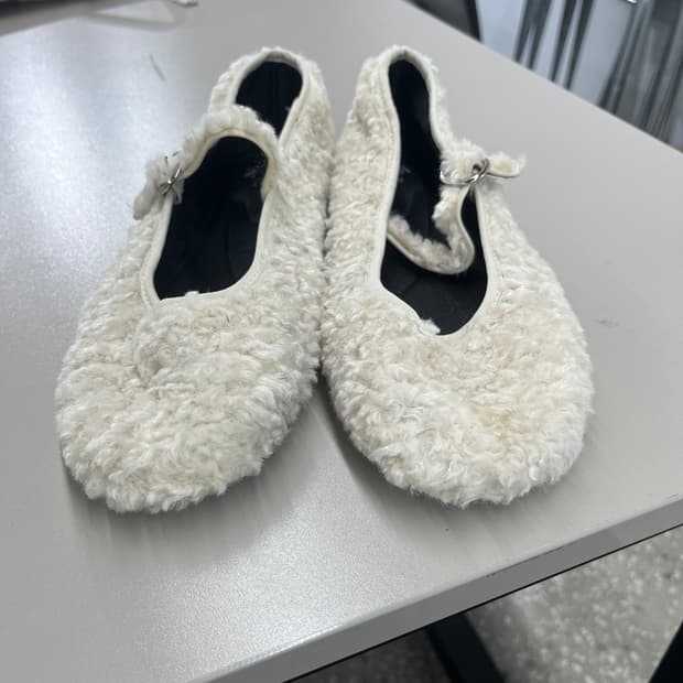 Zara 퍼 메리제인 38
