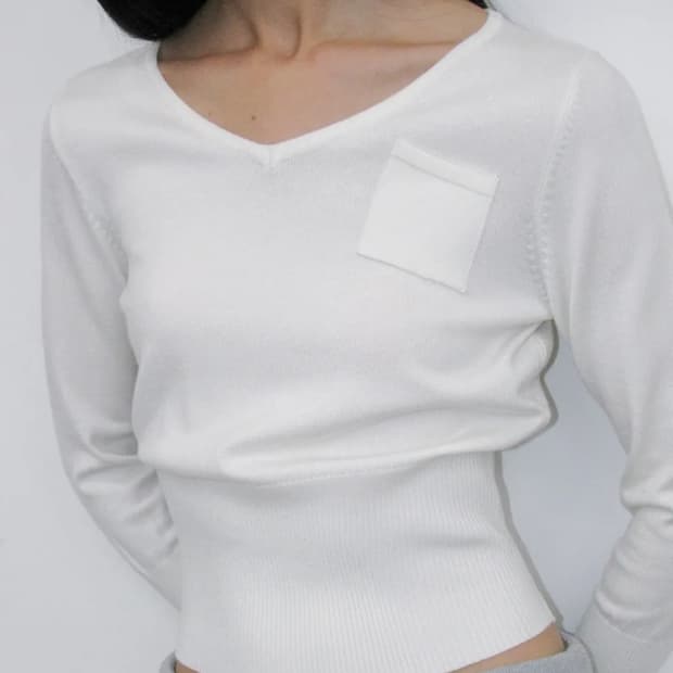 파르티멘토 우먼 브이넥 포켓 포인티드 와이드립 니트_아이보리