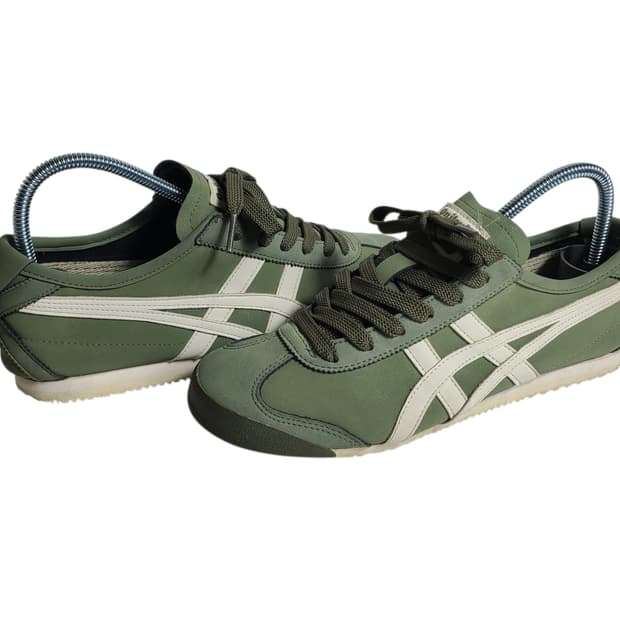 230) 오니츠카 타이거 멕시코 66 올리브 그린
