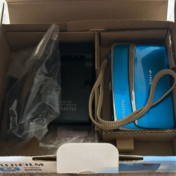 후지필름 파인픽스 z70 블루디카