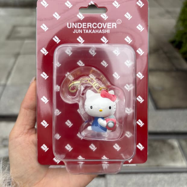 언더커버 헬로키티 키링