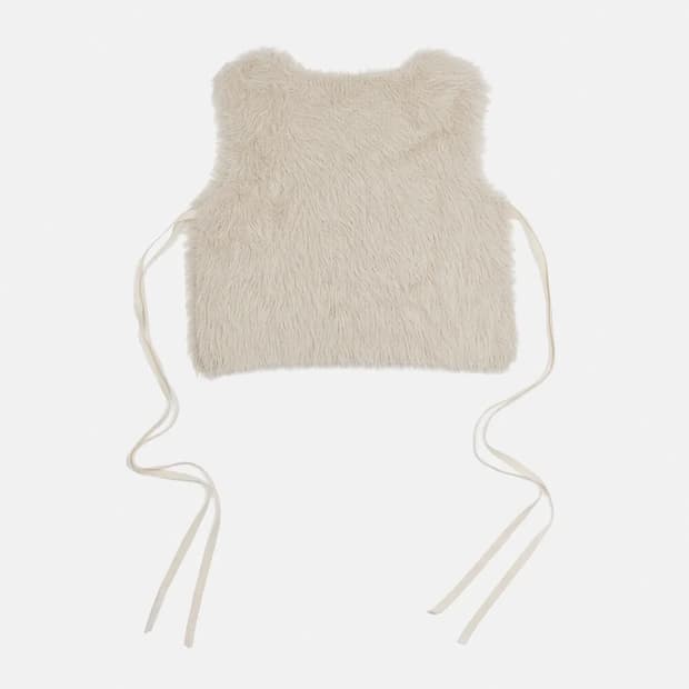 낫띵에브리띵 open side vegan fur vest in ivory