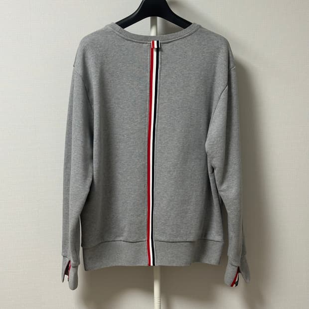 [5] 톰브라운 백삼선 맨투맨 그레이