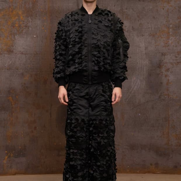 알파 인더스트리 MA-1 울칸스 플라이트 자켓 블랙