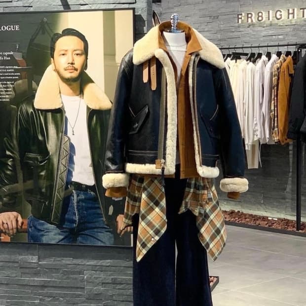 25FW 이스트로그 무스탕 AIRBORNE MOUTON PARKA