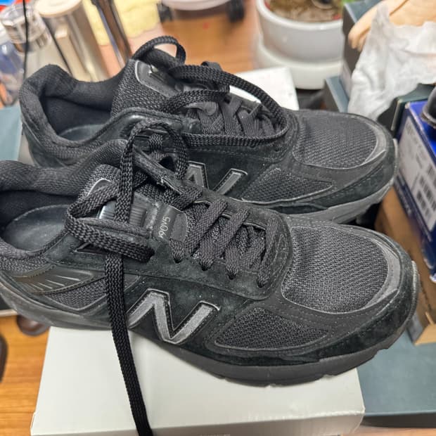 뉴발란스 990v5 트리플블랙 270  