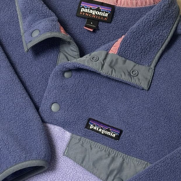 파타고니아 신칠라 연보라 커런트 블루