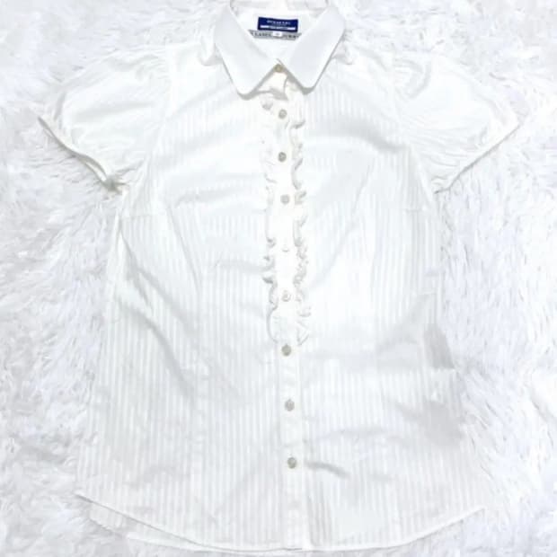 출국정리)버버리 블루라벨 스트라이프 패턴 프릴 퍼프 블라우스