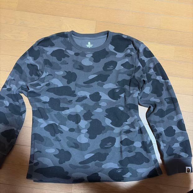 베이프 컬러 카모 써멀 롱슬리브 티셔츠