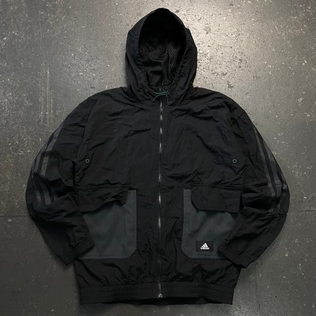 100 아디다스 바람막이