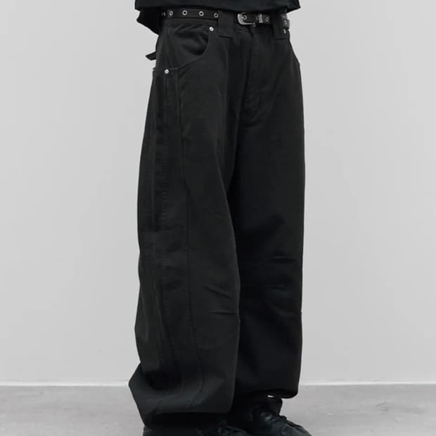 Technical Curved Jeans