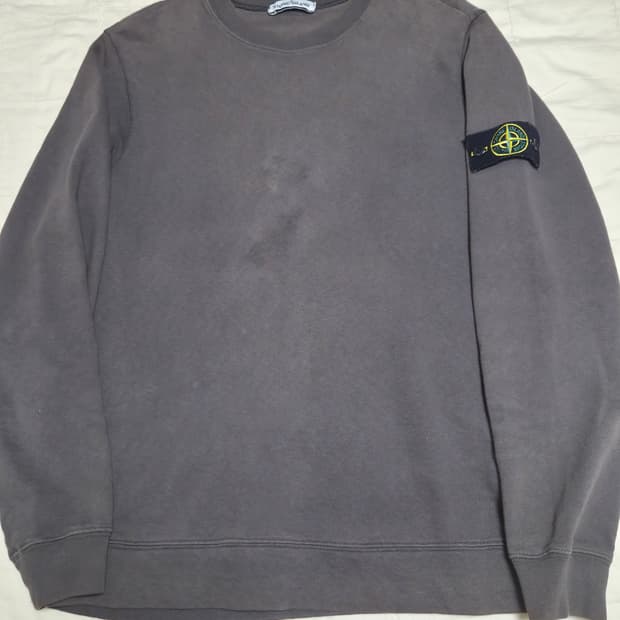 스톤아일랜드 맨투맨 19ss 차콜 L