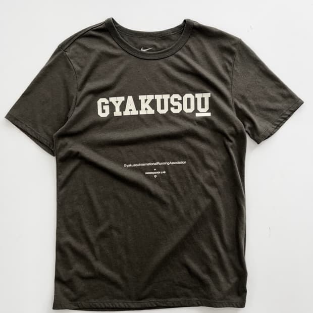 Gyakusou 반팔 