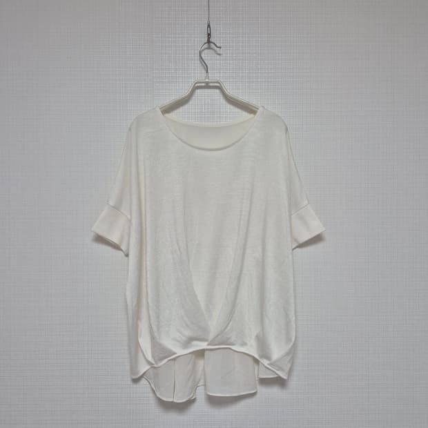 Rosebud Tank 드레이프 풀오버 아이보리