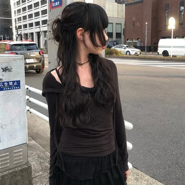 애니원모어 셔링 랩 후드 티셔츠 + 레이스 골지 캡나시 세트