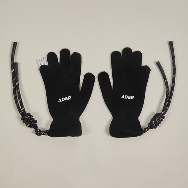 아더에러 장갑 crumple glove