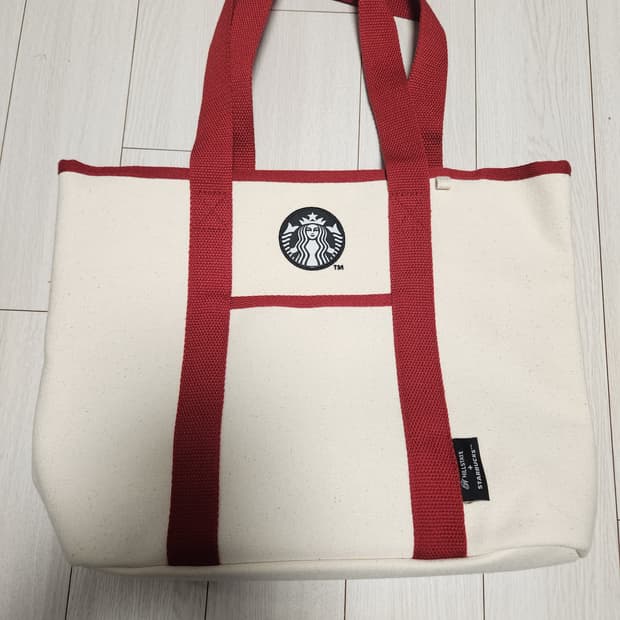 새상품)스타벅스 캔버스 토트백(힐스테이트콜라보)

사이즈 치수사진 참조^