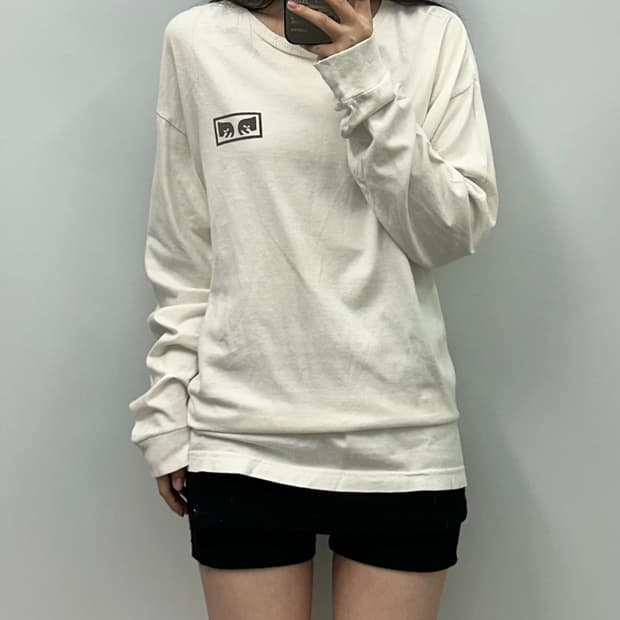 오베이 빅로고 화이트 롱슬리브 긴팔티