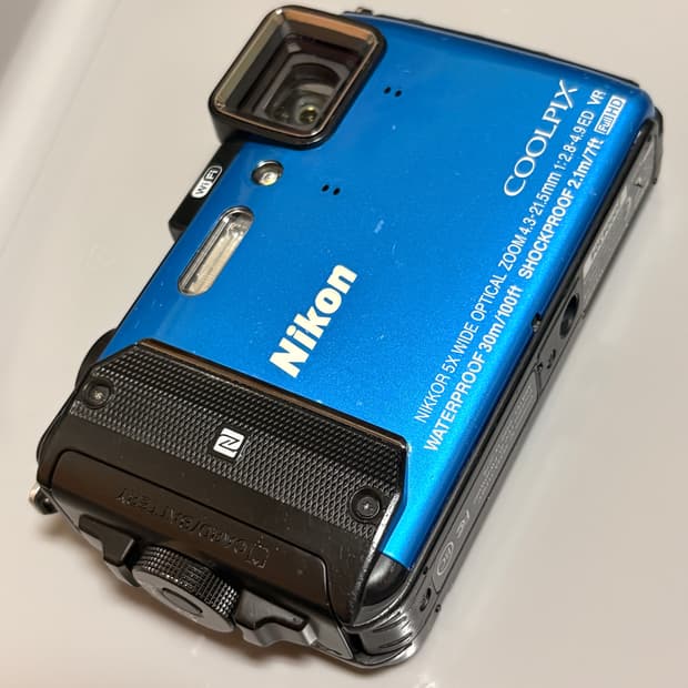 니콘 쿨픽스 aw130 디카