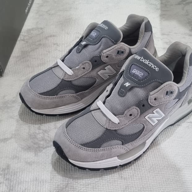 뉴발란스 992 gr 그레이 250