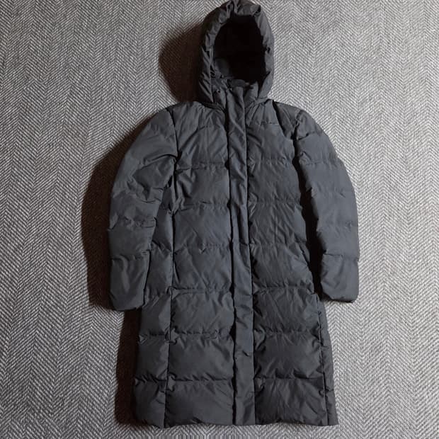 유니클로 UNIQLO 심리스 롱패딩
