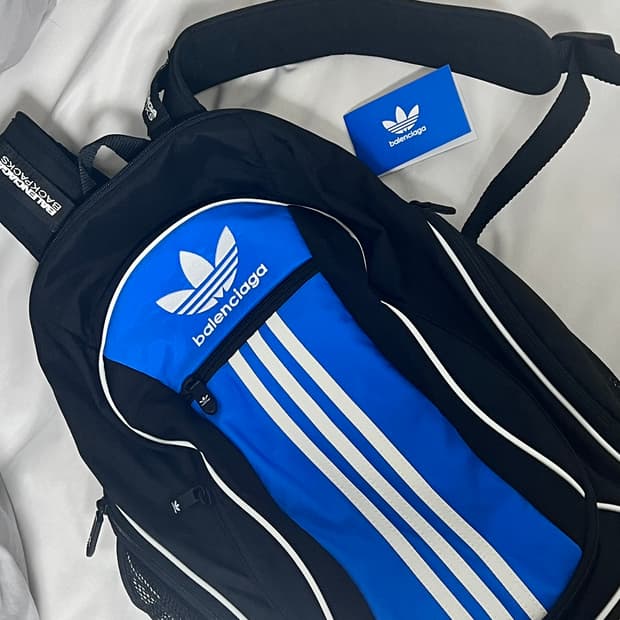 발렌시아가 아디다스 백팩