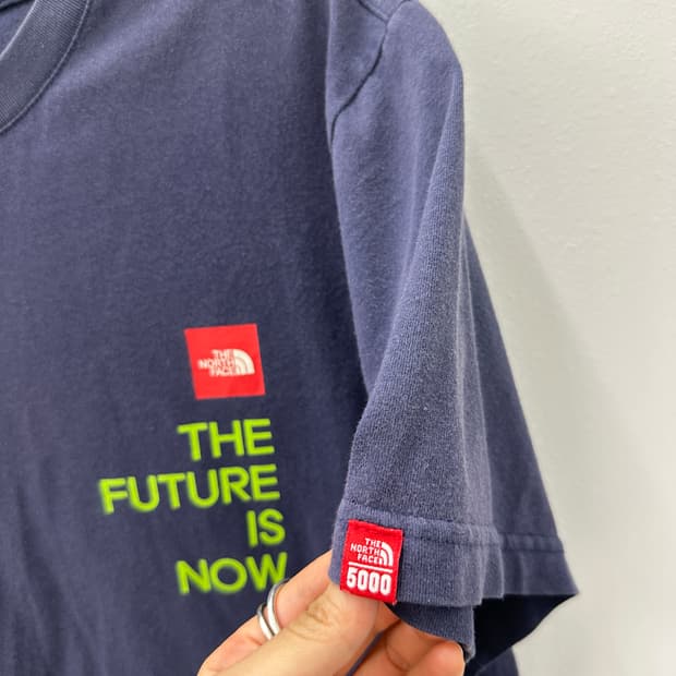 THE North Face navy old vintage tee
