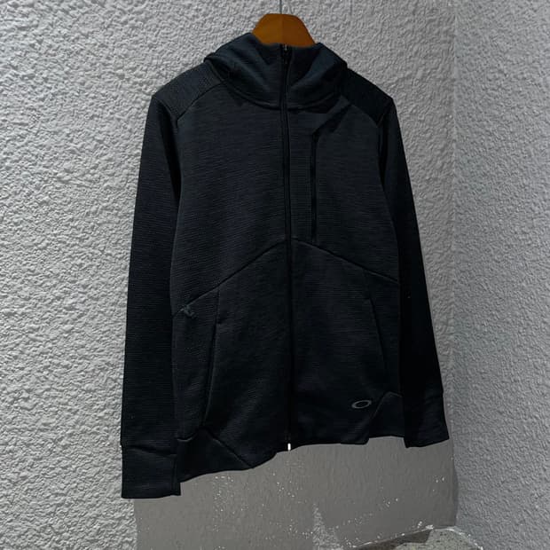 오클리 후드집업