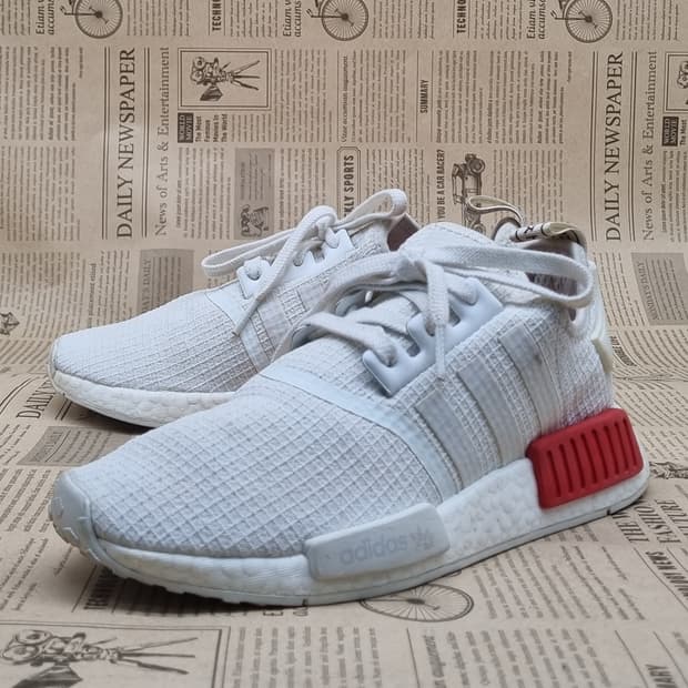 아디다스 NMD R1 여성운동화225