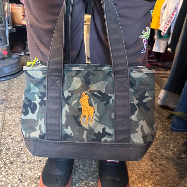 폴로 카모 도트백