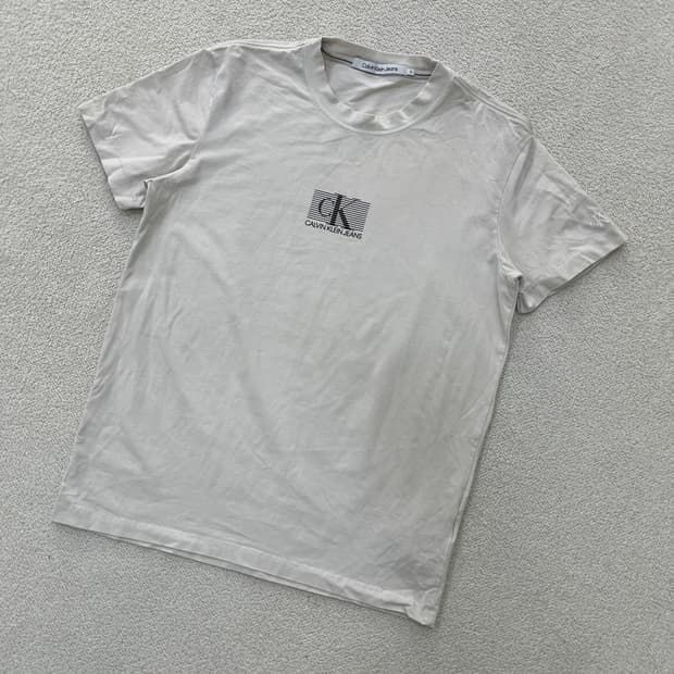 M 캘빈클라인진스 로고 반팔티 0409M