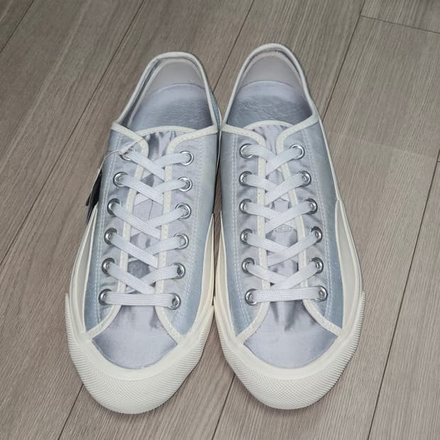 먼슬리슈즈 송해나 정혁 실크 스니커즈 라이트블루 245 