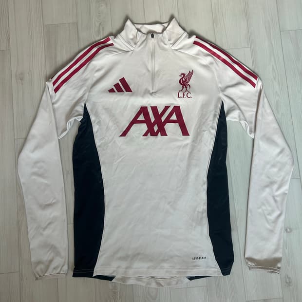 리버풀 트레이닝 탑