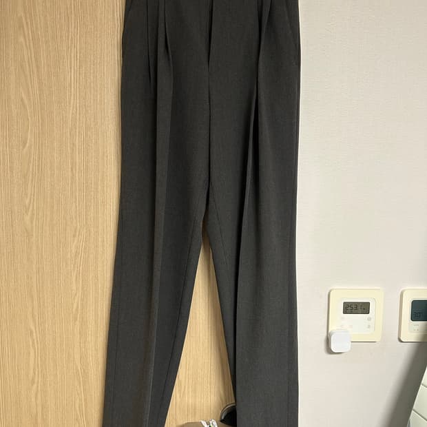 주앙옴므 투플리츠 슬랙스 차콜 s