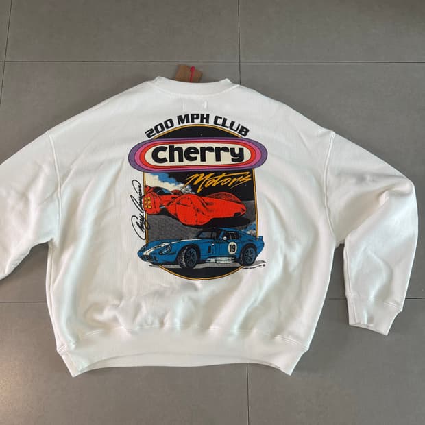 Cherry LA 스웨트셔츠 새상품