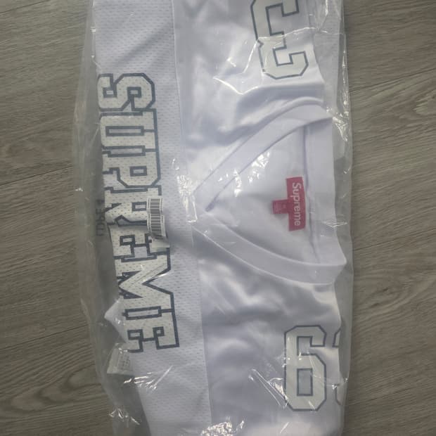 슈프림 본즈 풋볼 저지 화이트 - 25FW