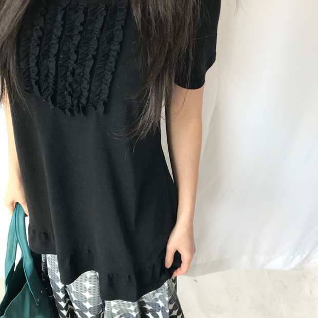 ⊹ Black Frill Top