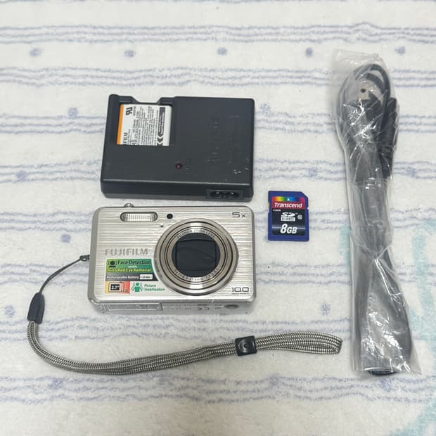 후지필름 finepix j100 (FUJIFILM 파인픽스 j100)