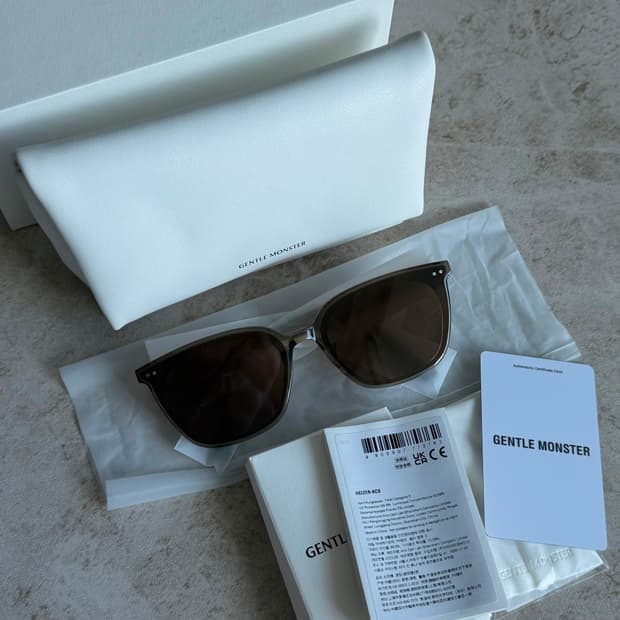 젠틀몬스터 헤이저 KC6 선글라스 판매합니다