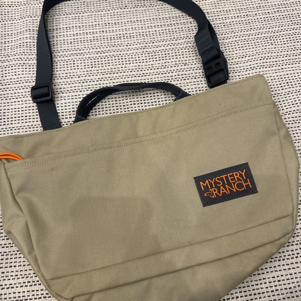 미스테리 랜치 미니 마트 크로스백 8L
