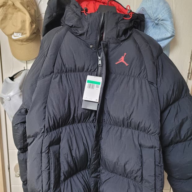 나이키 조던 에센셜 퍼퍼 패딩 110