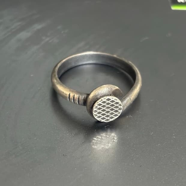 구이디 네일헤드 링 L