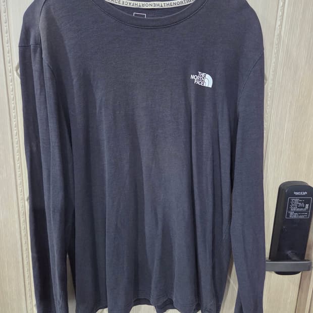 노스페이스 긴팔티셔츠