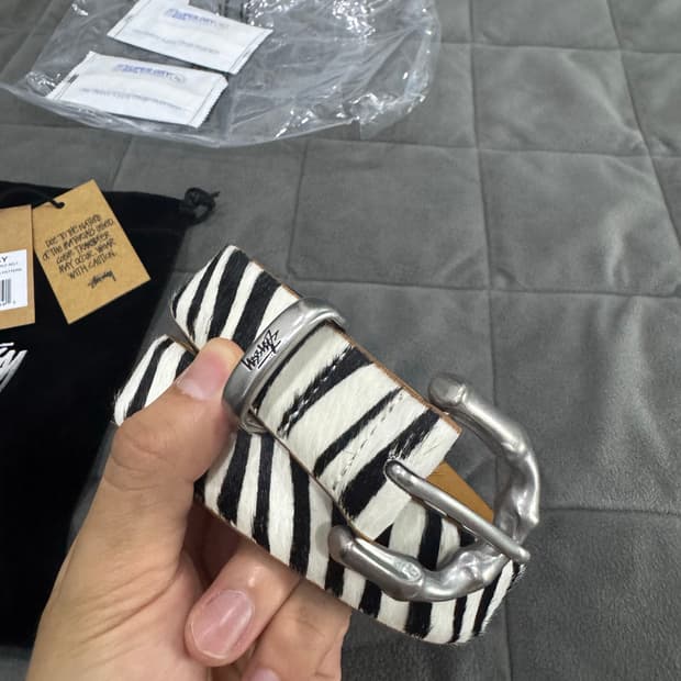 스투시 밤부 버클 벨트 헤어리 지브라 패턴 L/XL
