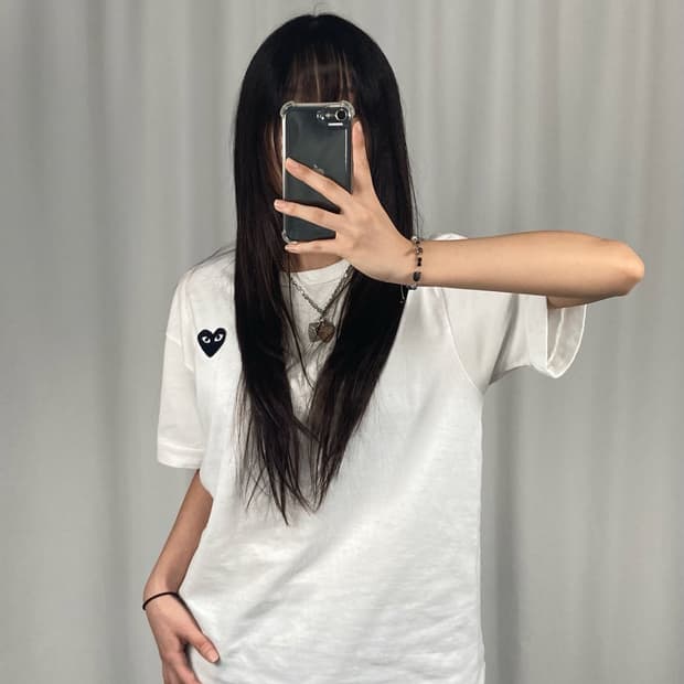 꼼데가르송 블랙 와펜 화이트 반팔