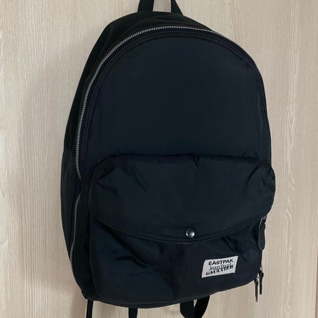 이스트팩 X 장 폴 고티에 백팩