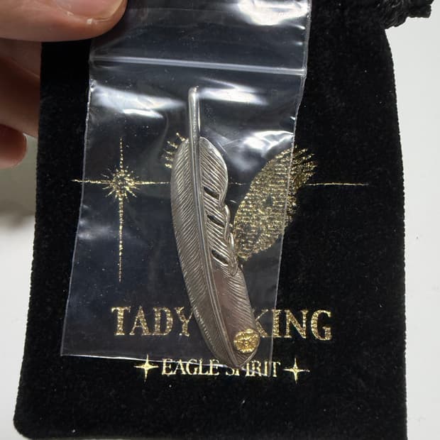 타디킹 LL 플라워 페더