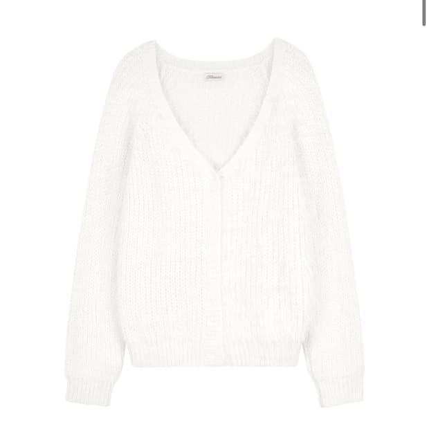 (새 상품) 클리시어 슈가플럼 헤어리 가디건 화이트