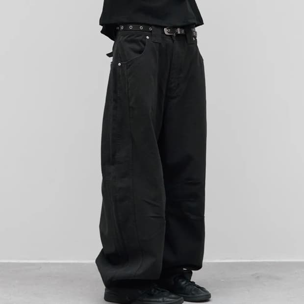 Technical Curved Jeans