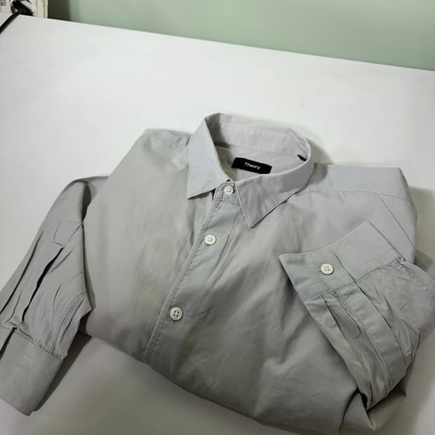 100 M 띠어리 시멘트그레이 플랫카라넥 써머코튼 셔츠